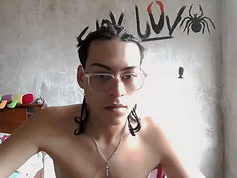 dirty model online show from 03/09/26, 09:52