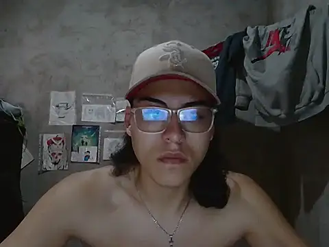 Snapshot of dirty_model chatting on 04/19/26, 07:38 dirty model online show from 04/19/26, 07:38