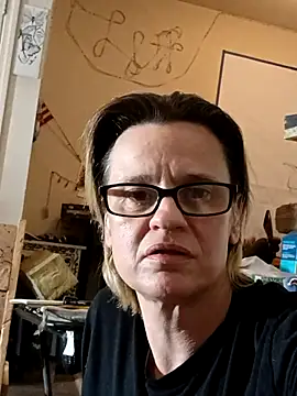 Snapshot of PremiumKitty chatting on 02/18/26, 10:44 PremiumKitty online show from 02/18/26, 10:44