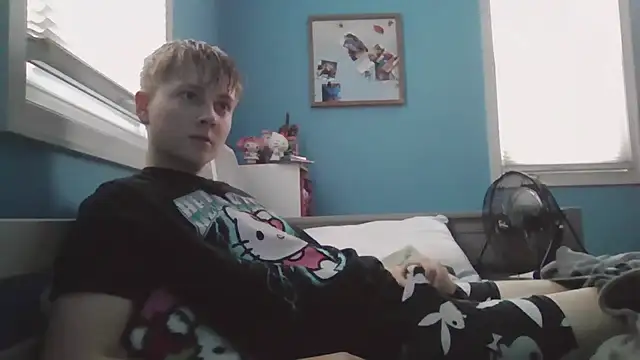 Liam axel35 online show from 12/01/25, 08:58