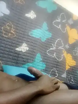 Snapshot of thabang2222 chatting on 10/29/25, 05:10 thabang2222 online show from 10/29/25, 05:10