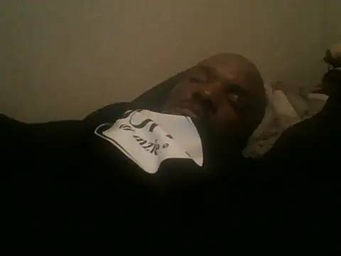 Snapshot of thabang2222 chatting on 12/13/25, 08:47 thabang2222 online show from 12/13/25, 08:47