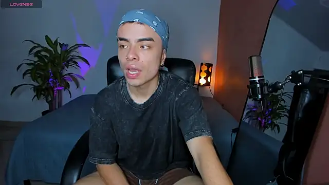 obzidyan online show from 10/22/25, 10:20