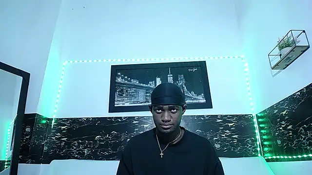 Snapshot of eebony_stallion chatting on 09/13/25, 03:06 eebony stallion online show from 09/13/25, 03:06