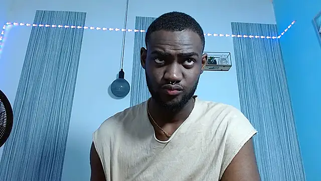 Snapshot of eebony_stallion chatting on 10/24/25, 03:14 eebony stallion online show from 10/24/25, 03:14