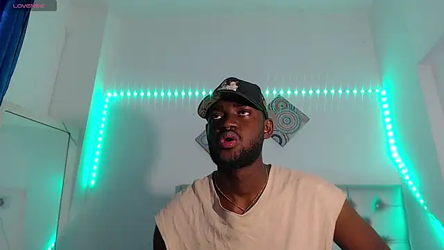 Snapshot of eebony_stallion chatting on 01/16/26, 06:23 eebony stallion online show from 01/16/26, 06:23