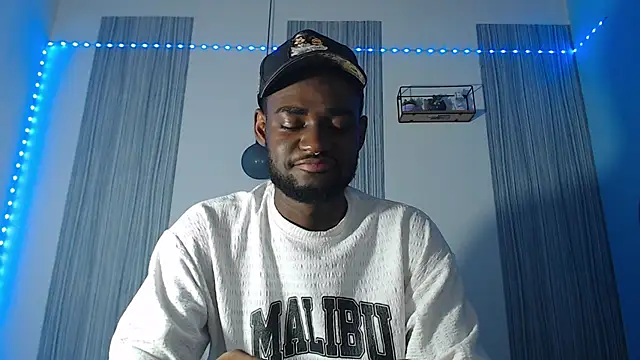 Snapshot of eebony_stallion chatting on 02/02/26, 06:28 eebony stallion online show from 02/02/26, 06:28