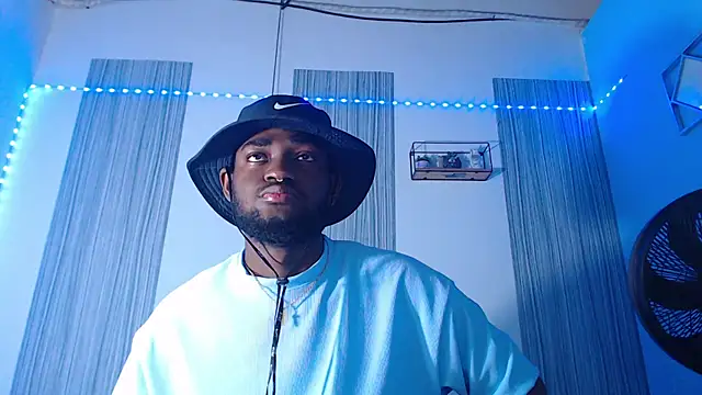 Snapshot of eebony_stallion chatting on 02/07/26, 03:10 eebony stallion online show from 02/07/26, 03:10