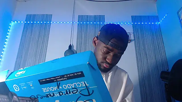 Snapshot of eebony_stallion chatting on 02/22/26, 02:34 eebony stallion online show from 02/22/26, 02:34