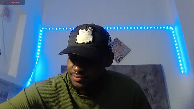 Snapshot of eebony_stallion chatting on 06/17/26, 03:09 eebony stallion online show from 06/17/26, 03:09