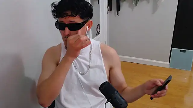 Snapshot of BProlific chatting on 03/30/26, 08:43 BProlific online show from 03/30/26, 08:43