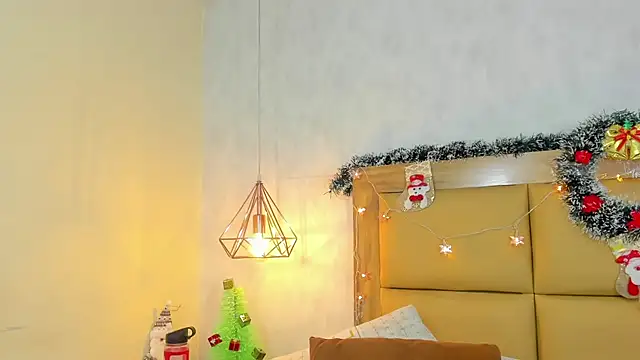 MELISSAROUGE online show from 11/28/25, 01:08