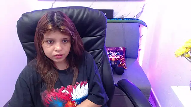 minnie cake online show from 09/23/25, 10:02