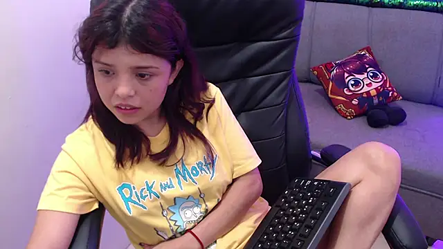 minnie cake online show from 10/10/25, 03:55