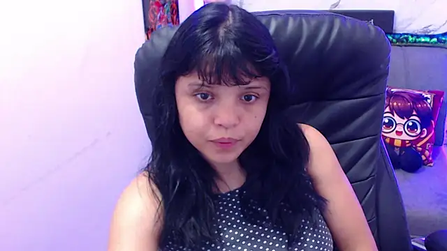 minnie cake online show from 11/28/25, 11:40