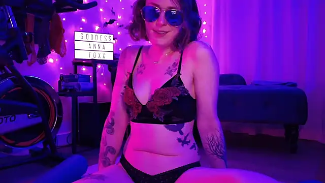 mistressannafoxx online show from 02/15/26, 04:31