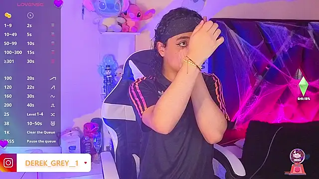 derek greyy  online show from 10/19/25, 07:14