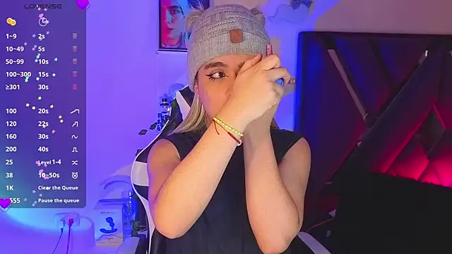 derek greyy  online show from 11/12/25, 06:41