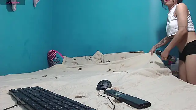 Snapshot of toxic_sweet_ chatting on 09/11/25, 05:51 toxic sweet online show from 09/11/25, 05:51