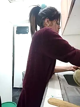 Snapshot of toxic_sweet_ chatting on 11/28/25, 07:27 toxic sweet online show from 11/28/25, 07:27