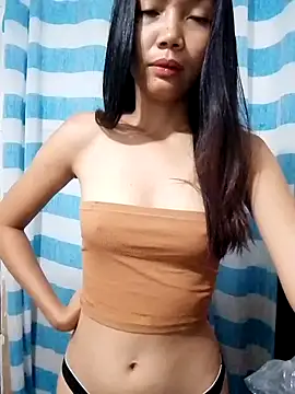 Snapshot of hotprincess069 chatting on 10/23/25, 09:24 hotprincess069 online show from 10/23/25, 09:24