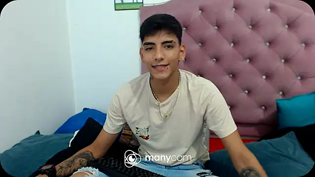 SkyAndSeth online show from 09/25/25, 06:28