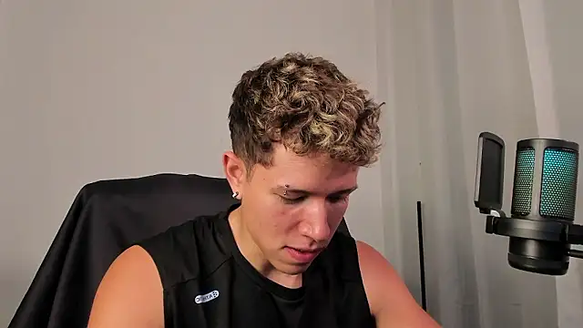 Snapshot of nathan_blake chatting on 01/16/26, 07:29 nathan blake online show from 01/16/26, 07:29