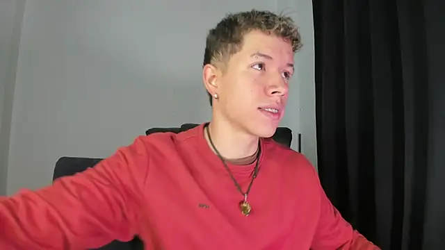 Snapshot of nathan_blake chatting on 02/02/26, 01:10 nathan blake online show from 02/02/26, 01:10