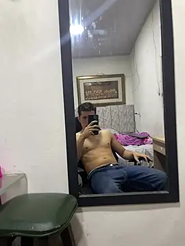 Snapshot of nathan_blake chatting on 03/08/26, 04:22 nathan blake online show from 03/08/26, 04:22