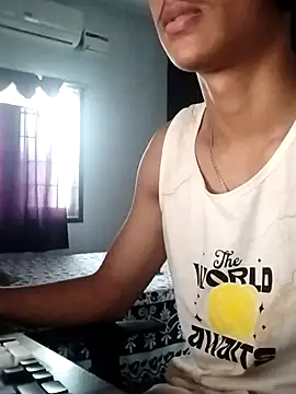 Snapshot of kjohn20 chatting on 12/02/25, 08:19 kjohn20 online show from 12/02/25, 08:19