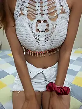 SchoolGirl Sona online show from 11/28/25, 12:35