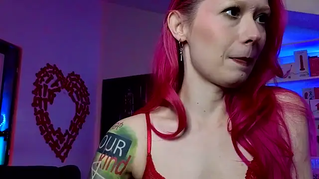 Snapshot of kulteacher chatting on 03/19/26, 10:52 kulteacher online show from 03/19/26, 10:52