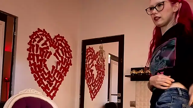 Snapshot of kulteacher chatting on 04/26/26, 09:40 kulteacher online show from 04/26/26, 09:40