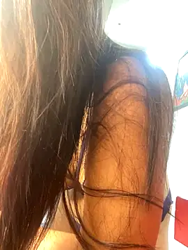 april 0066 online show from 10/21/25, 03:35