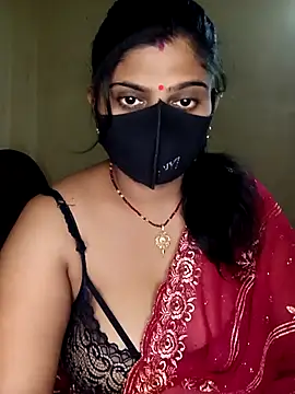 Snapshot of reena502 chatting on 07/20/26, 03:54 reena502 online show from 07/20/26, 03:54