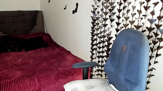 Snapshot of AndrianaBelle chatting on 11/05/25, 06:19 AndrianaBelle online show from 11/05/25, 06:19