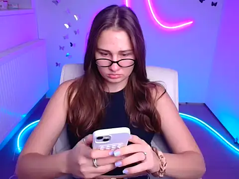 Snapshot of Stefanie_Sweet chatting on 11/04/25, 06:34 Stefanie Sweet online show from 11/04/25, 06:34