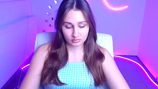 Snapshot of Stefanie_Sweet chatting on 12/19/25, 12:45 Stefanie Sweet online show from 12/19/25, 12:45