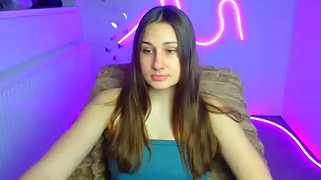 Stefanie Sweet online show from 04/18/26, 05:44