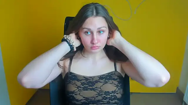 Snapshot of Stefanie_Sweet chatting on 04/23/26, 11:20 Stefanie Sweet online show from 04/23/26, 11:20