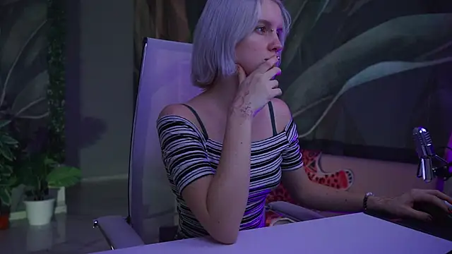 BethanyCloud online show from 12/02/25, 05:46