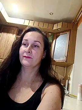 Amandda  online show from 10/01/25, 05:08