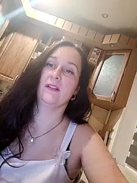 Amandda  online show from 10/19/25, 06:52