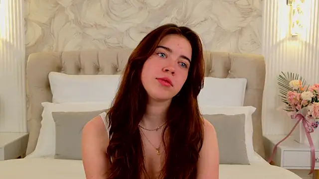 KimberlyBond online show from 09/09/25, 04:39