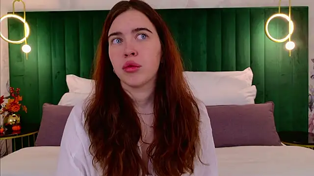 KimberlyBond online show from 09/25/25, 03:05