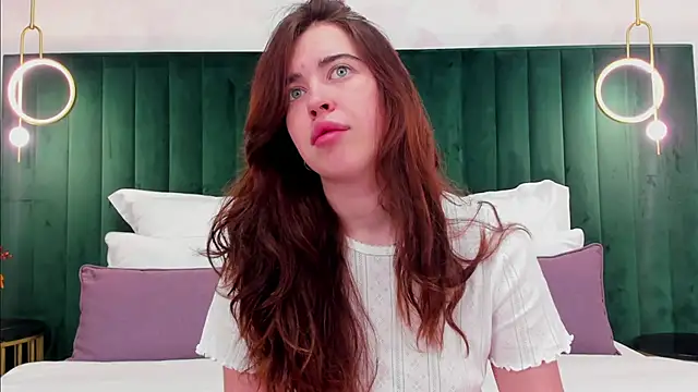 KimberlyBond online show from 10/01/25, 03:07