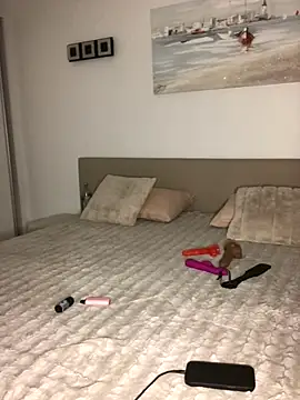 Snapshot of Rosieredxox chatting on 10/17/25, 08:22 Rosieredxox online show from 10/17/25, 08:22