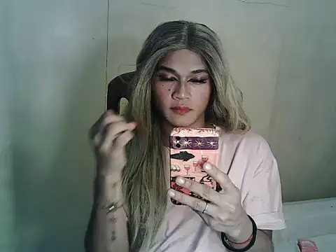 Snapshot of Taylor_smith_0 chatting on 03/26/26, 01:06 Taylor smith 0 online show from 03/26/26, 01:06