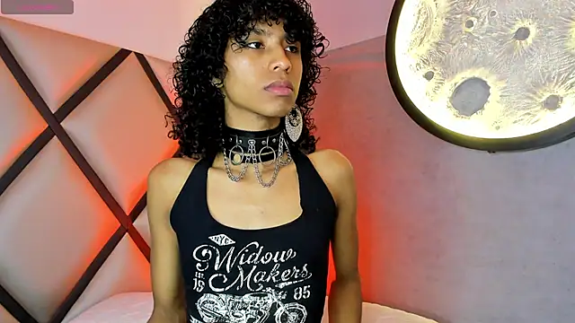 Snapshot of venus-03 chatting on 11/14/25, 03:27 venus-03 online show from 11/14/25, 03:27