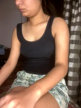 Snapshot of jiya00 chatting on 11/11/25, 08:58 jiya00 online show from 11/11/25, 08:58